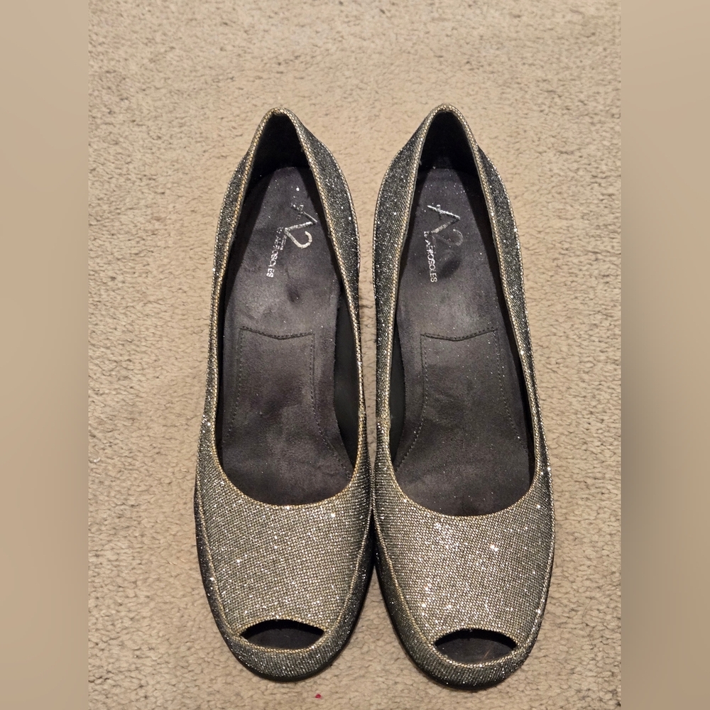Silver Block Heel Pumps with Glitter Finish